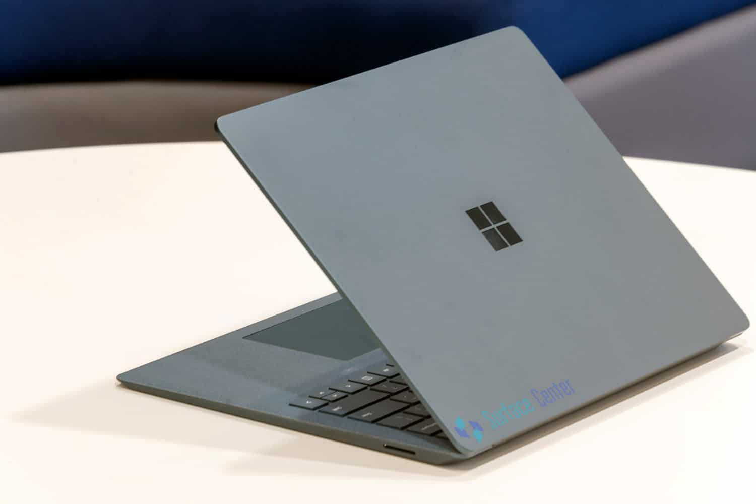 Đánh giá Surface Laptop 1: Thiết kế đơn giản nhưng mạnh mẽ, quý phái